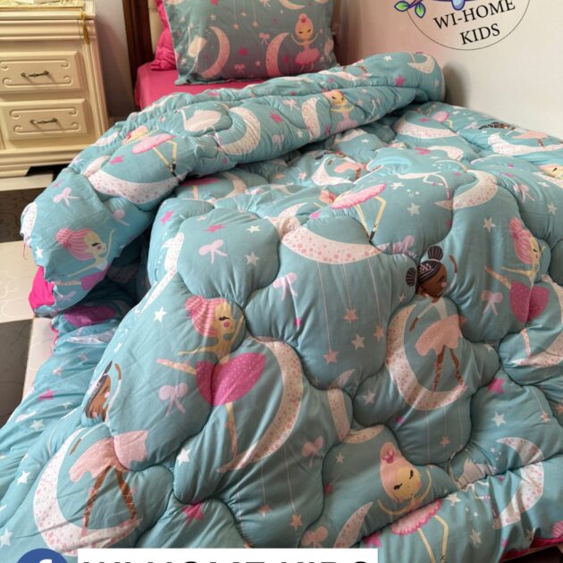 Couette croizssant fille 4 pieces