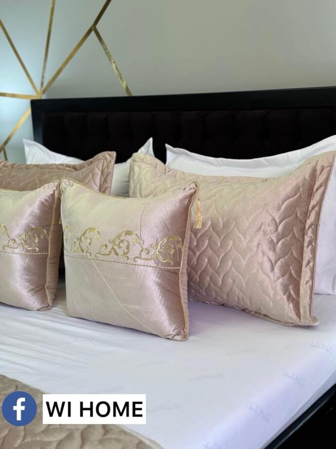 ⁦Couvre au lit kadhifa 8 pieces beige⁩ - الصورة ⁦2⁩