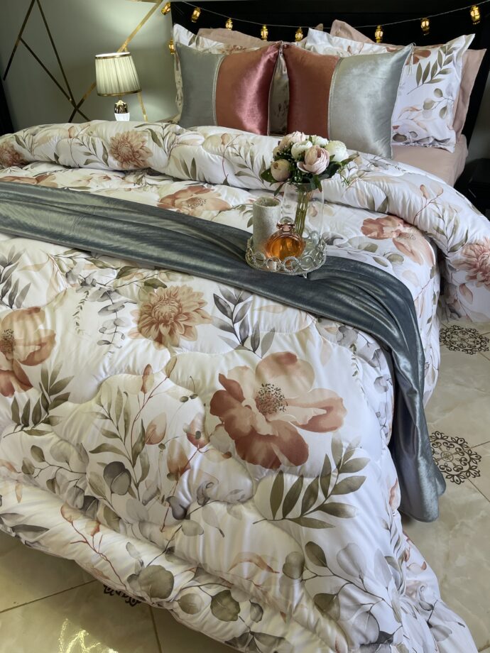 Couette a fleur 6 pieces